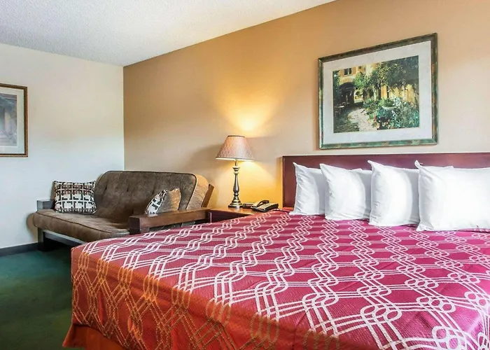 Econo Lodge Springfield I-44